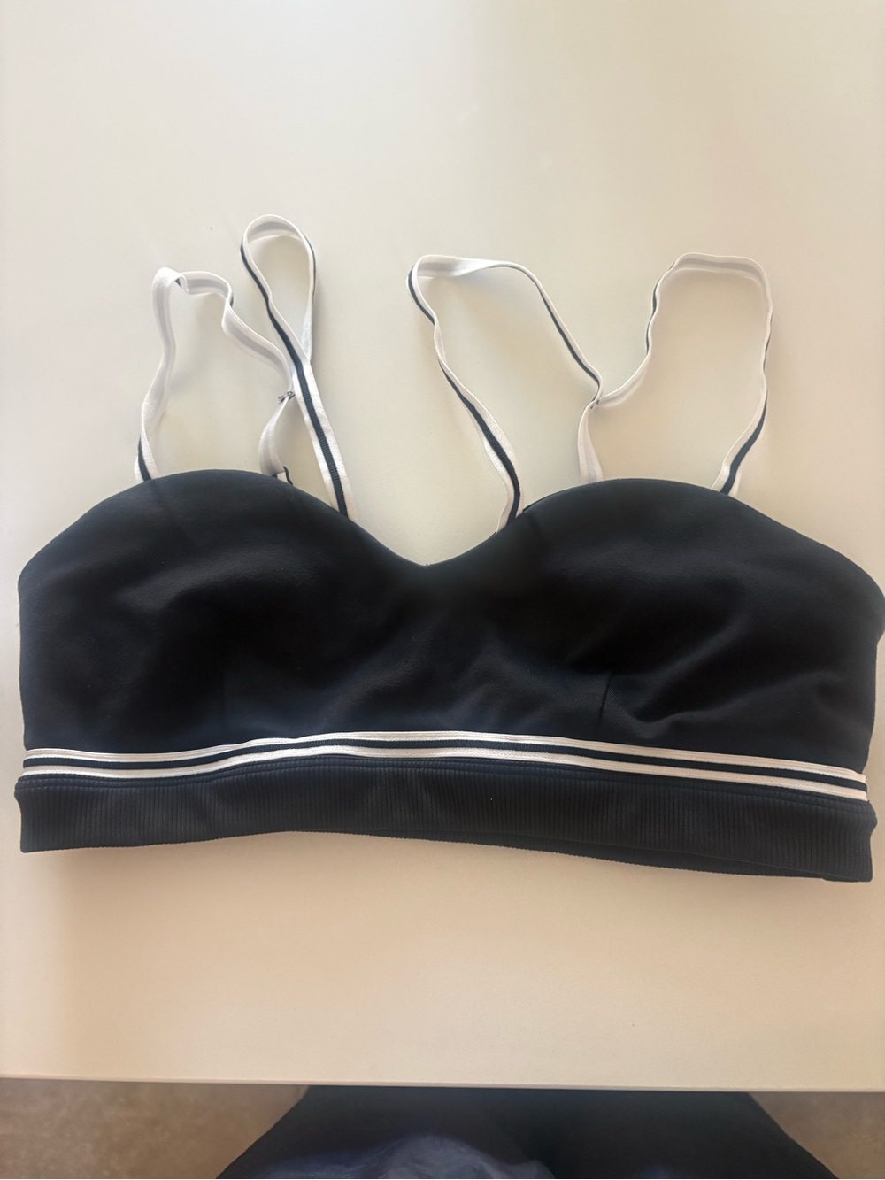 Alo black/white bra